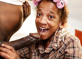 Thick Ebony Mature With a Fat Belly Gets Her Big Ass Pounded by a Big Black Cock in Rough Amateur Action