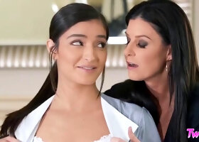 India Summer and Emily Willis Fuck with Cunnilingus in Living Room