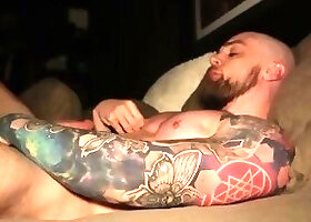 morning wood. eating a little bit of cum!