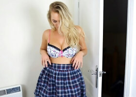 -Boppingbabes- Hayley Marie Coppin - How I pay for college