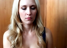 Amateur blond girl with big boobs getting fucked