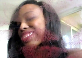 lanie love lipstick kisses