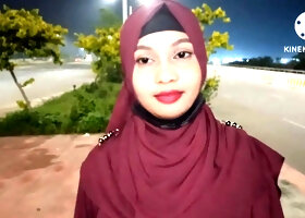 Outdoor real desi girl shooting outdoors in public for husband cheating story and romantic